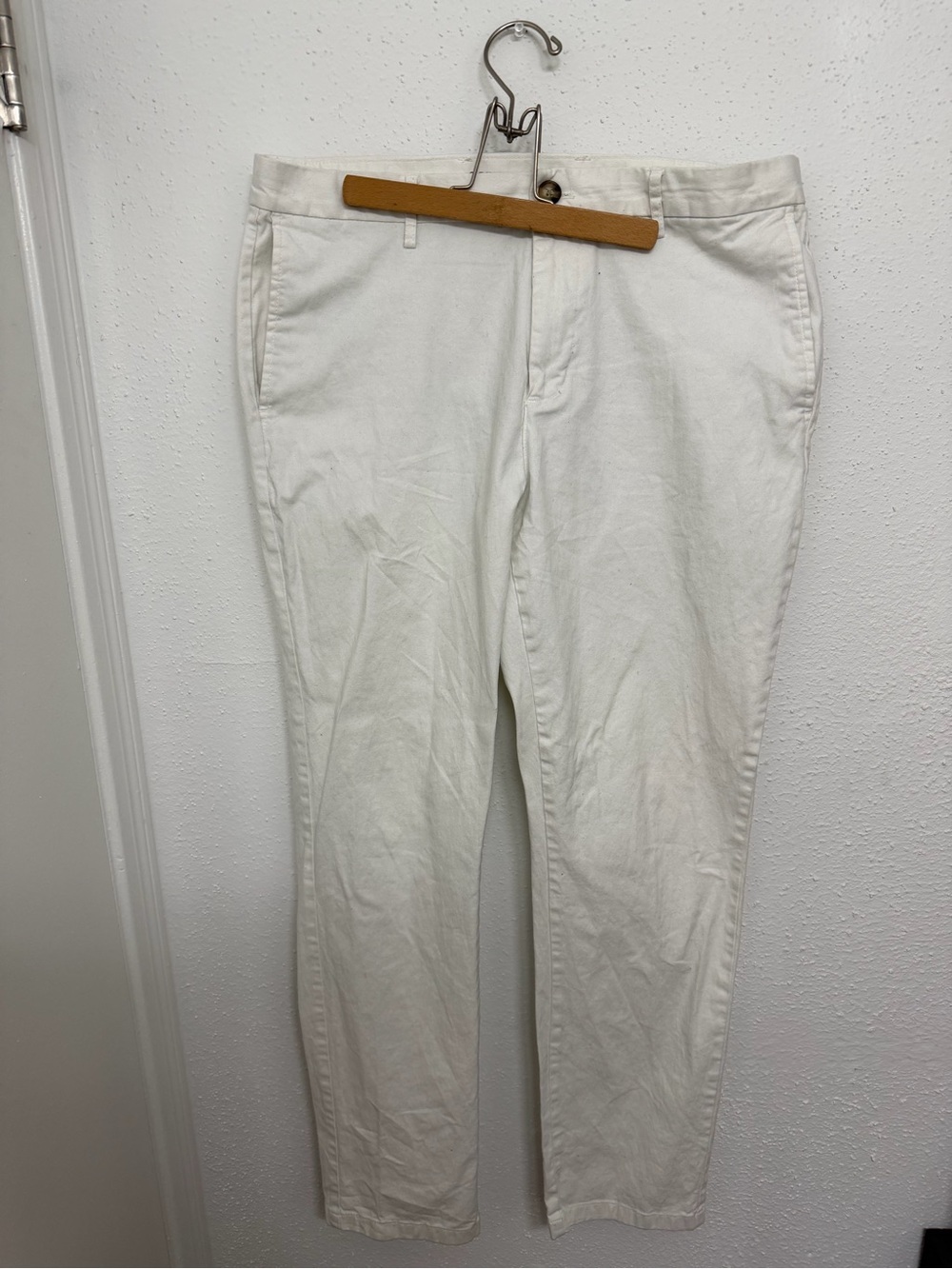 Cropped Old Navy White Cotton Blend Pants